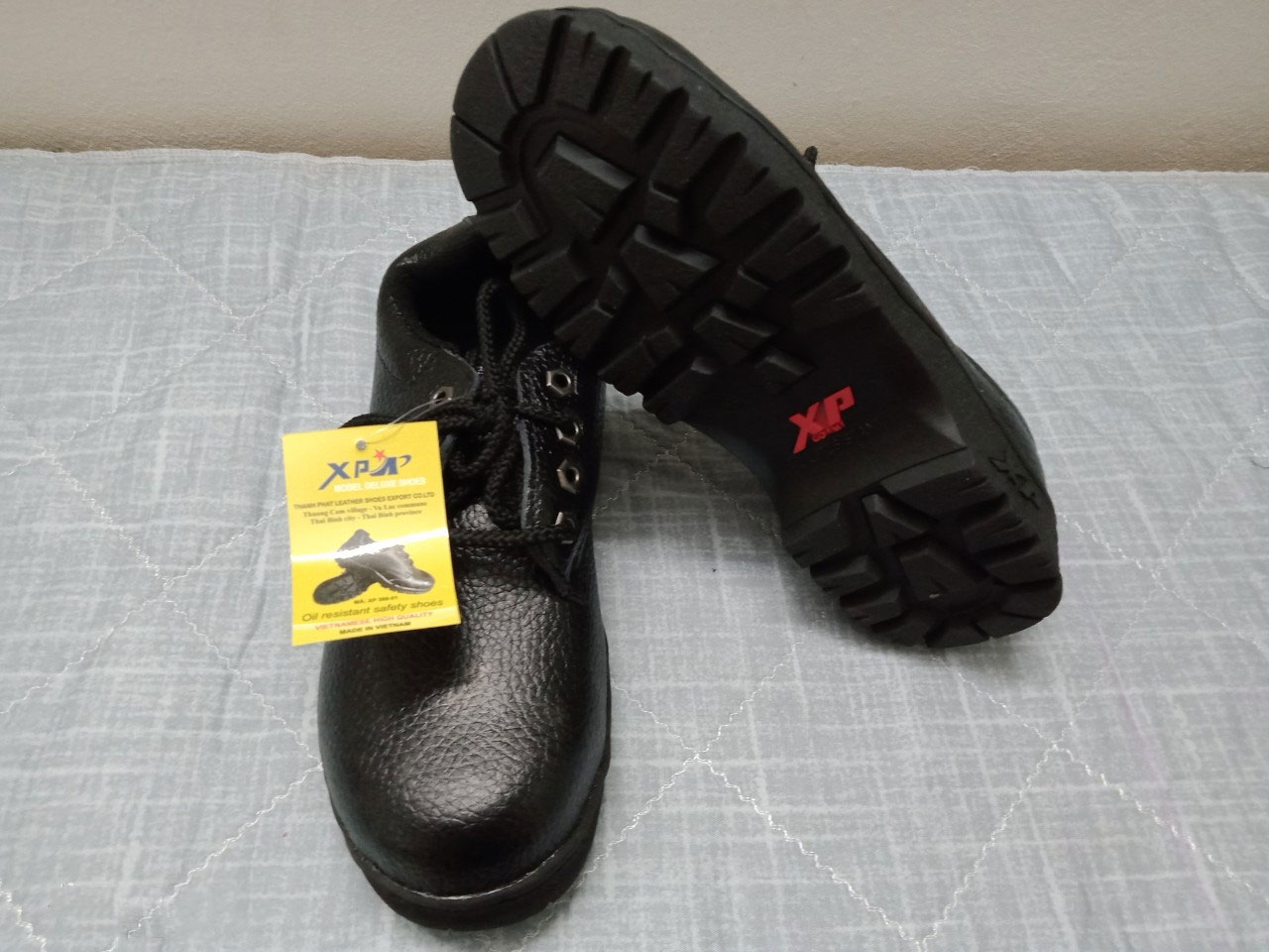 Kiểm tra tem và nhãn mác sản phẩm